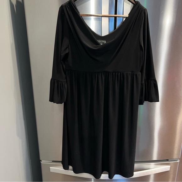 BLACK Wide NECK Flowy DRESS stretchy knit Empire Waist 3/4 Ruffle cuff Sleeves L - Picture 8 of 10